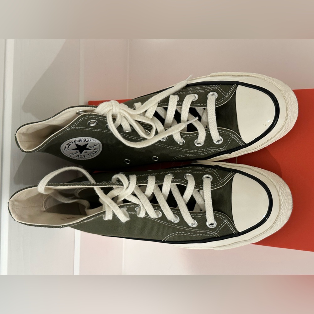 Chuck 70 Vintage Canvas High-Top
Color: Utility/Egret/Black
Size: Women's 9 - Picture 5 of 8
